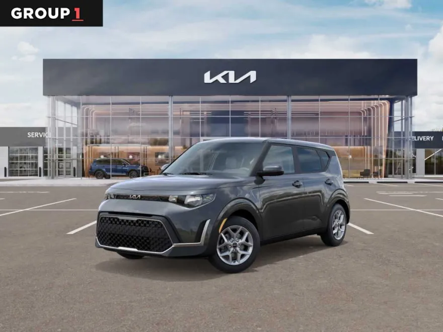 2025 Kia Soul LX photo 1