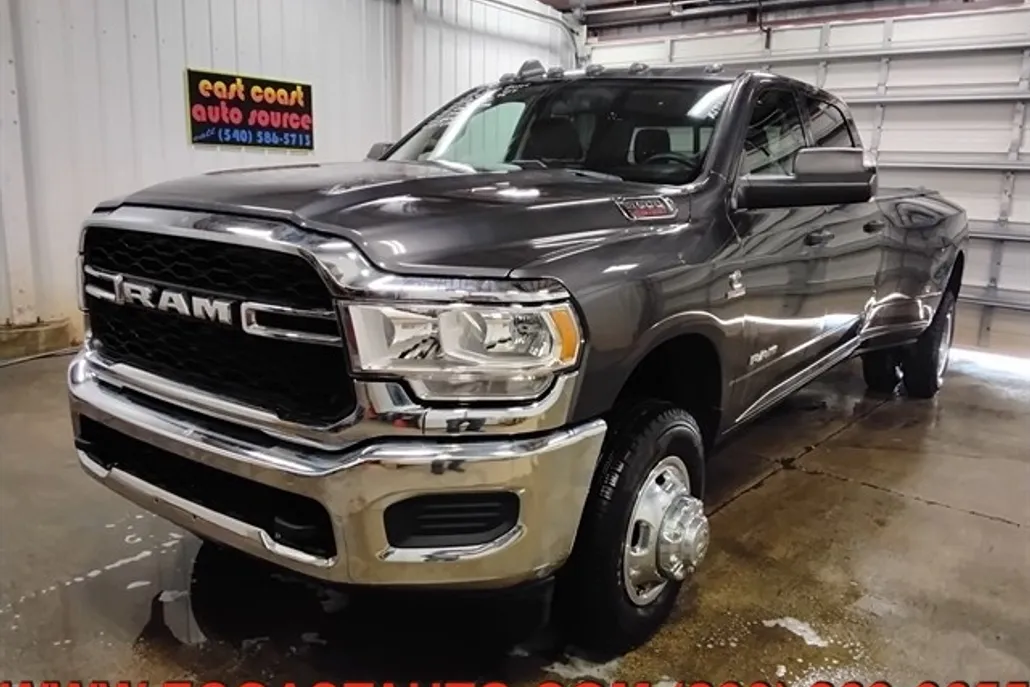 2020 Ram 3500 Tradesman photo 1