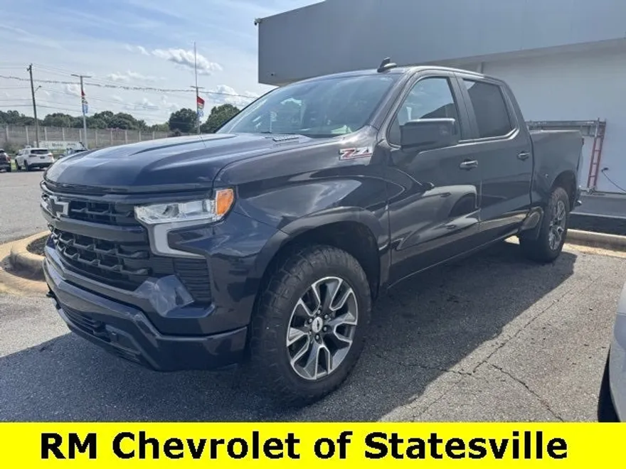 2022 Chevrolet Silverado 1500 RST photo 1