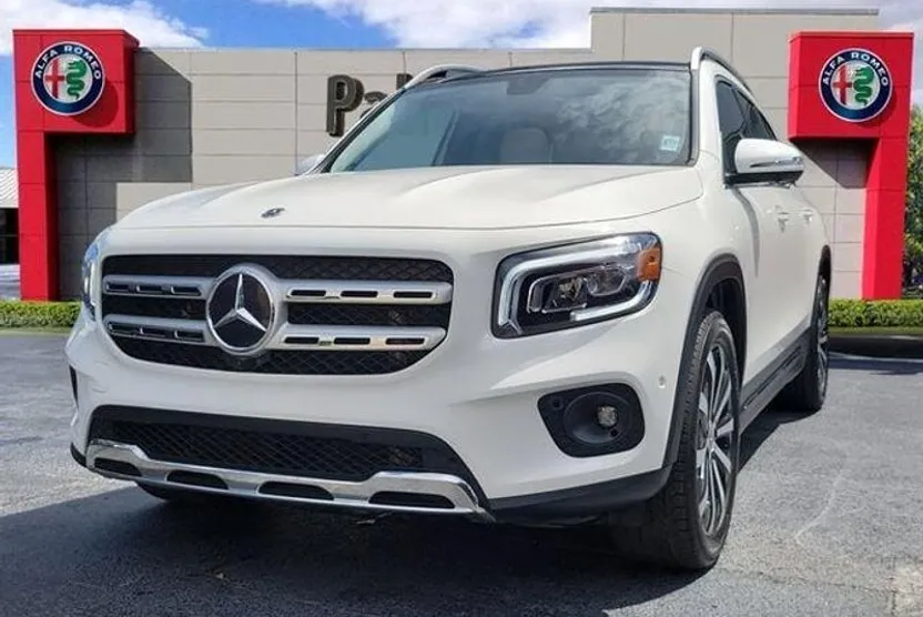 2021 Mercedes Benz GLB 250 photo 1
