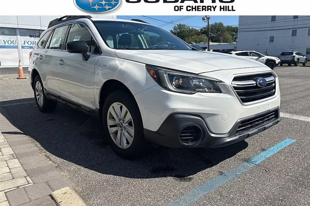 2019 Subaru Outback 2.5i photo 1