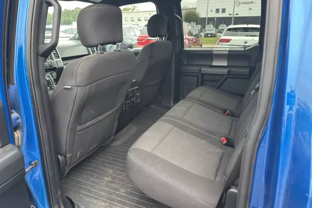 2017 Ford F-150 XLT photo 1