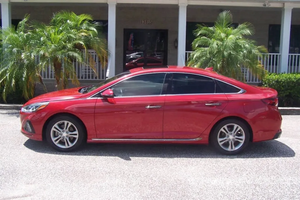 2018 Hyundai Sonata Sport photo 1