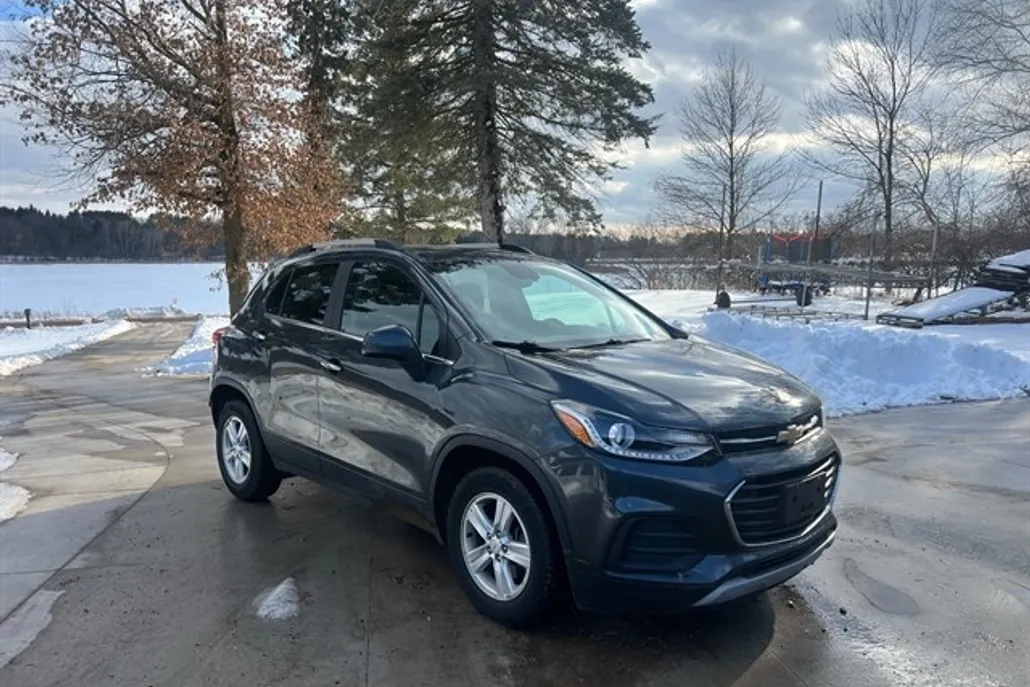 2017 Chevrolet Trax LT photo 1