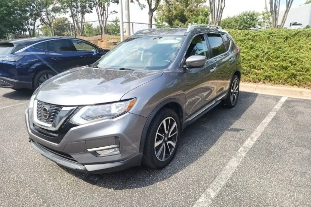 2019 Nissan Rogue SL photo 1