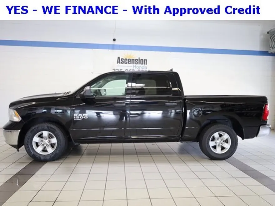 2023 Ram 1500 Classic SLT photo 1