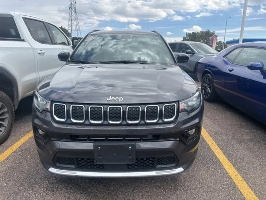 2024 Jeep Compass Limited photo 1