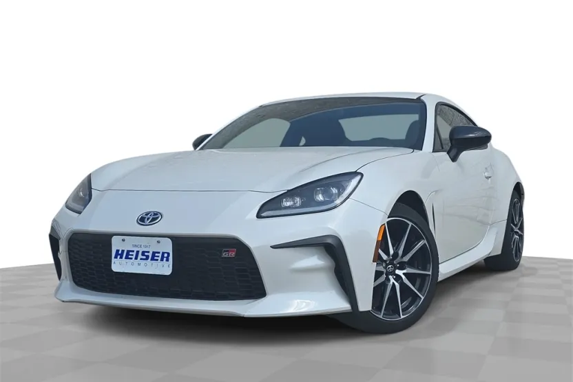 2023 Toyota GR86 Base photo 1