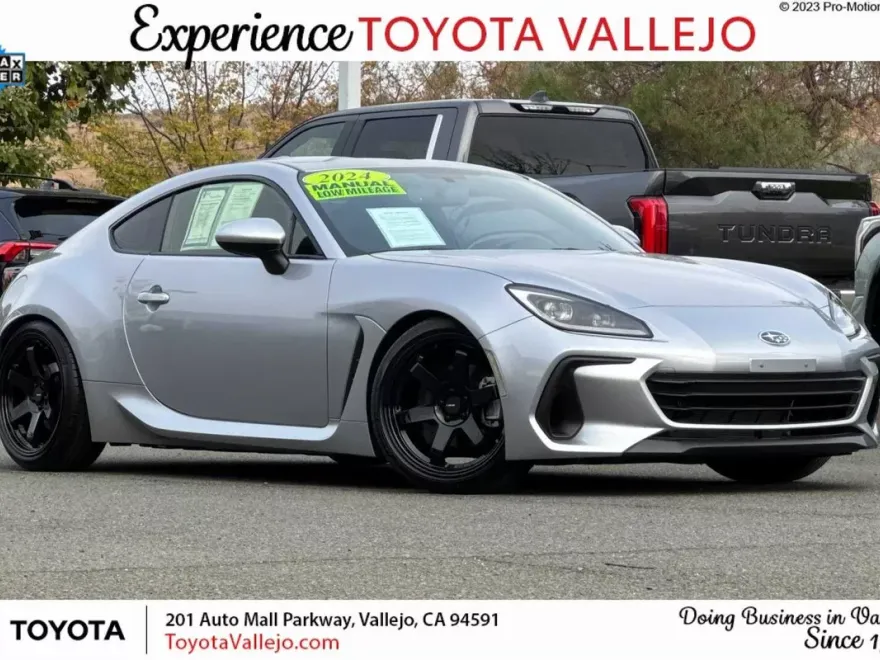 2024 Subaru BRZ Premium photo 1