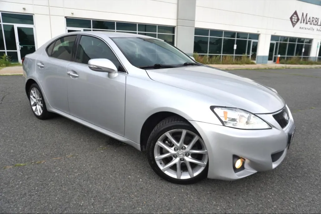 2011 Lexus IS 250 AWD photo 1