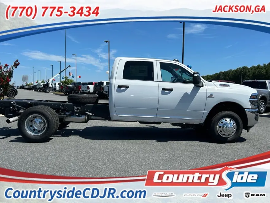 2025 Ram 3500 Tradesman photo 1