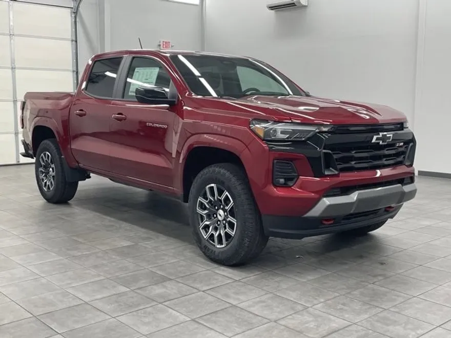 2026 Chevrolet Colorado Z71 photo 1