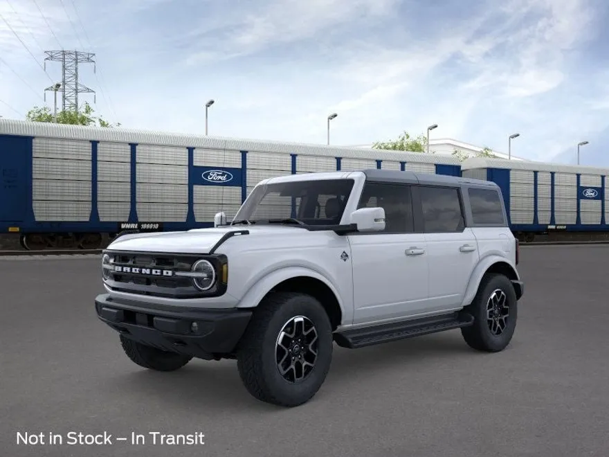 2025 Ford Bronco Outer Banks photo 1