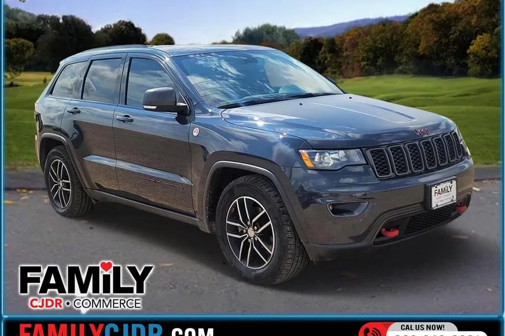2018 Jeep Grand Cherokee Trailhawk photo 1