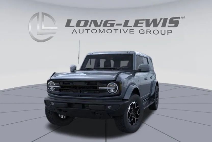 2025 Ford Bronco Outer Banks photo 1