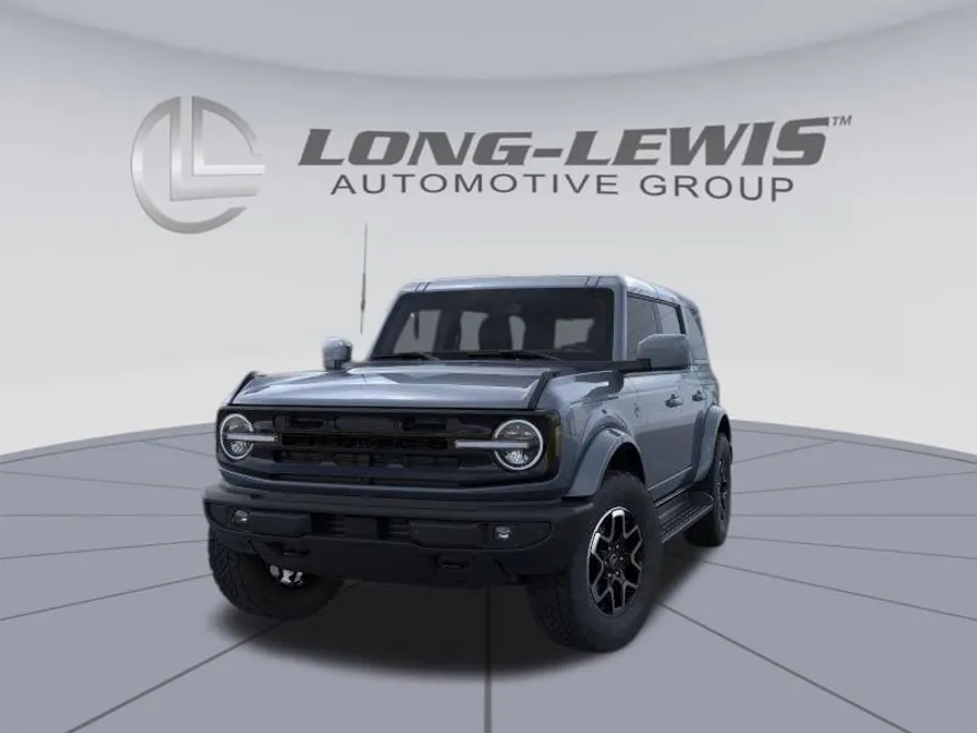 2025 Ford Bronco Outer Banks photo 1