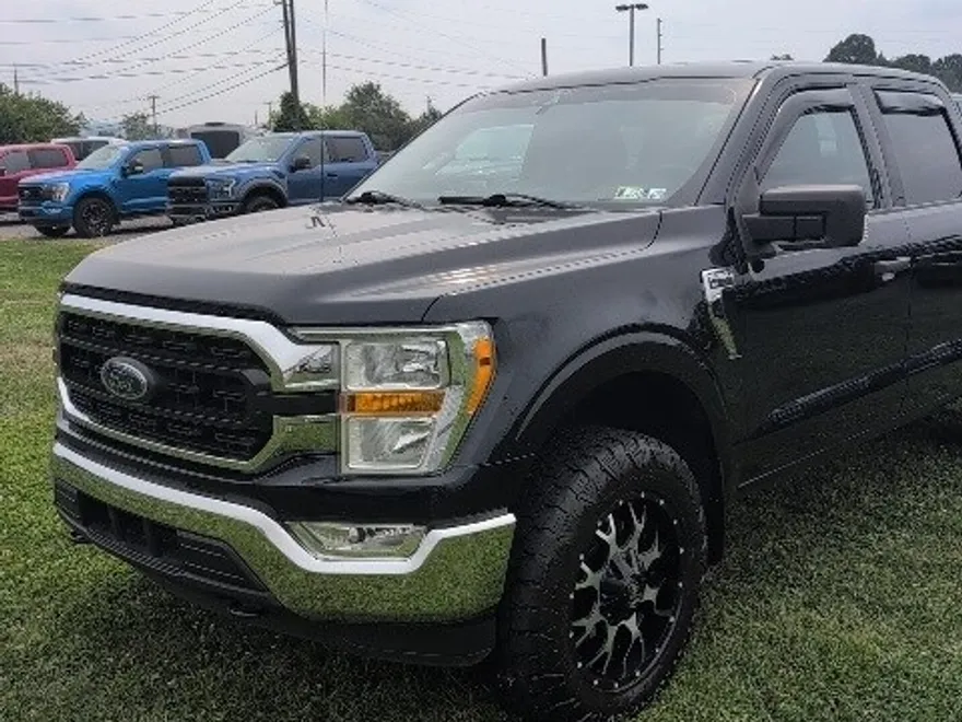 2021 Ford F-150 XLT photo 1