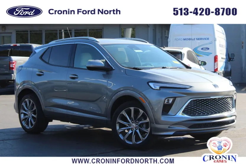 2024 Buick Encore GX Avenir photo 1