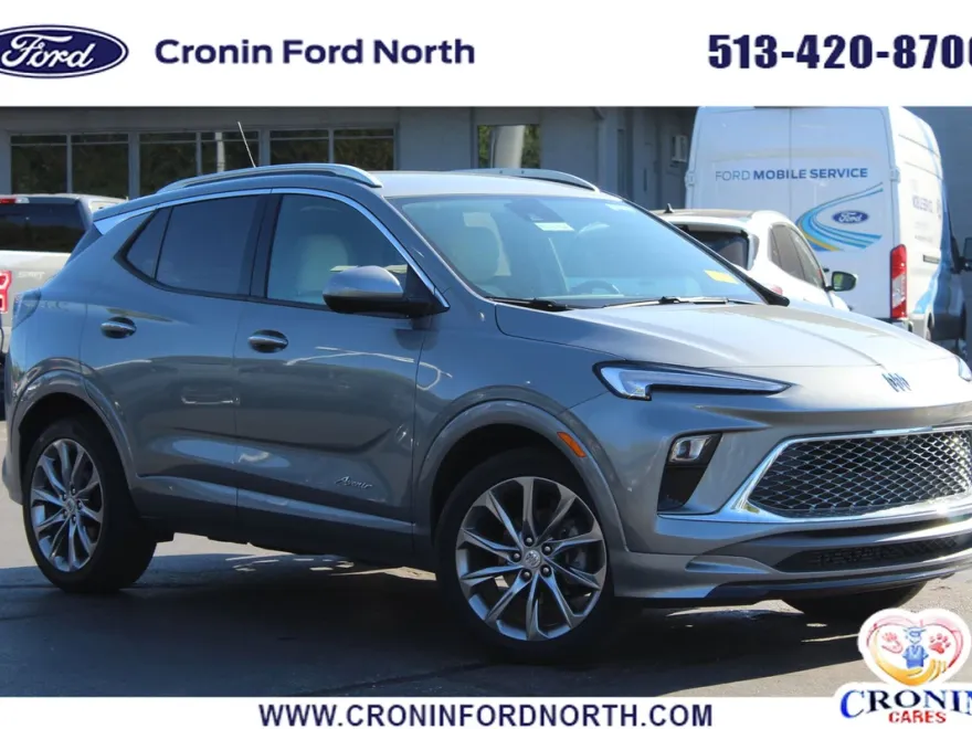 2024 Buick Encore GX Avenir photo 1