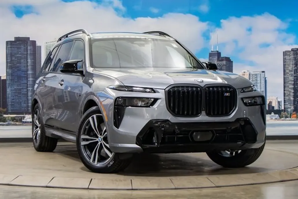 2025 Bmw X7 M60i photo 1