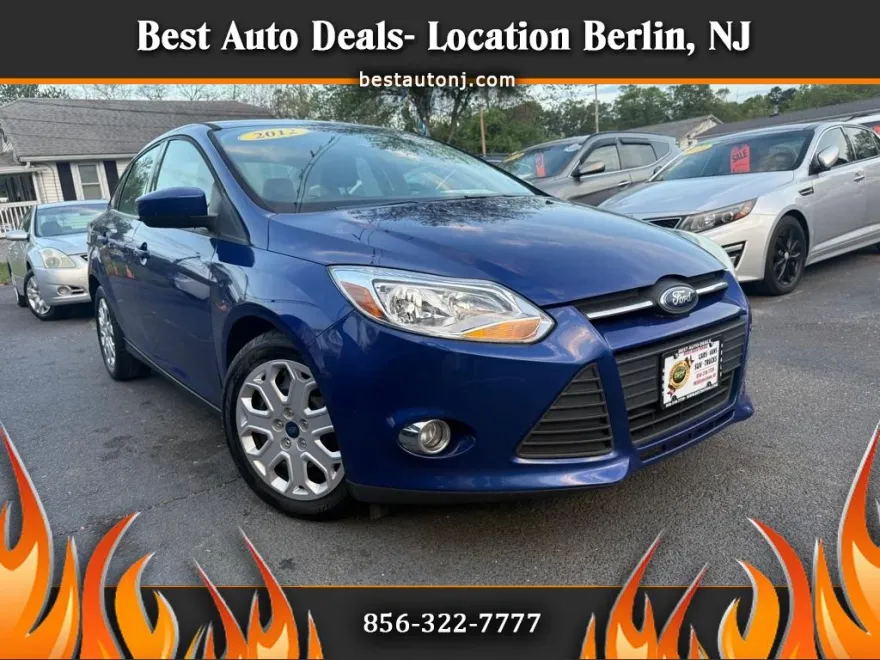 2012 Ford Focus Sedan photo 1