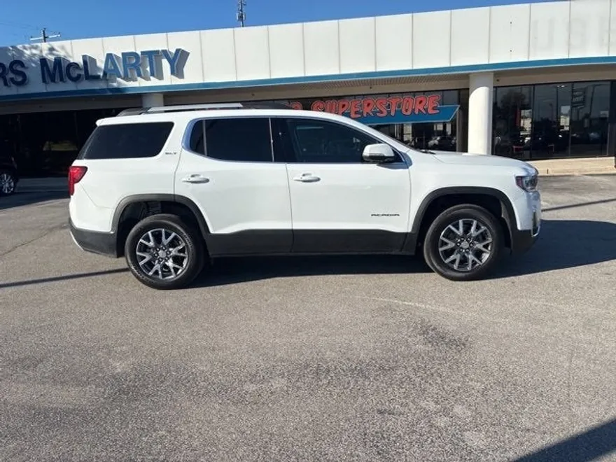 2023 Gmc Acadia SLT photo 1