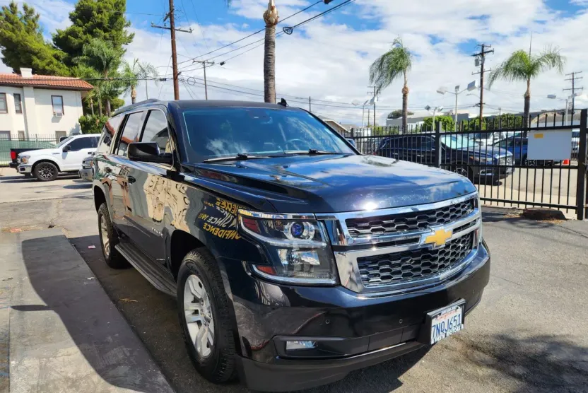 2015 Chevrolet Tahoe LT photo 1