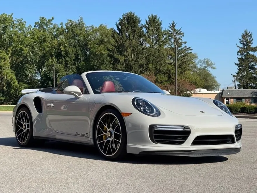 2019 Porsche 911 Turbo photo 1