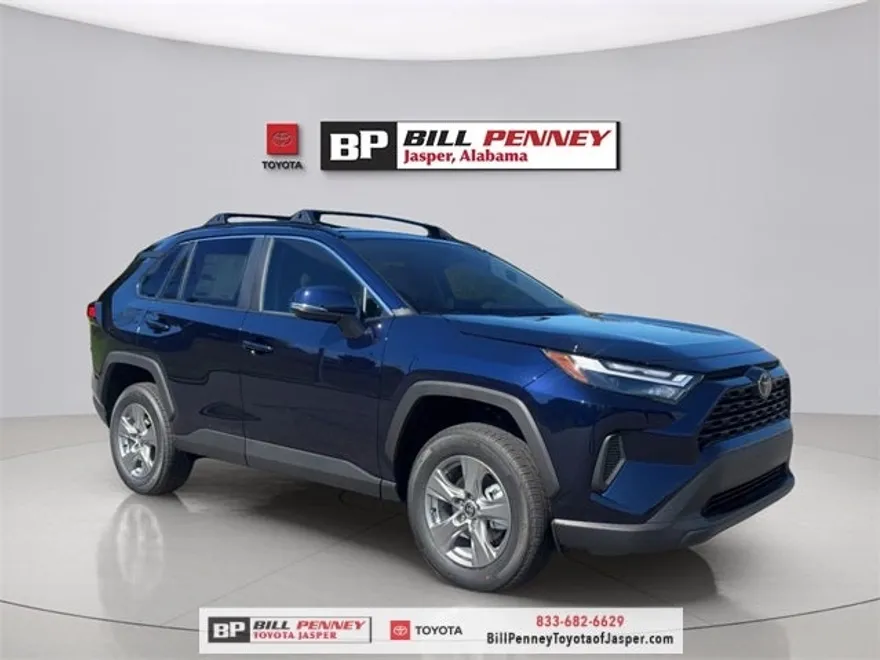 2025 Toyota RAV4 XLE photo 1