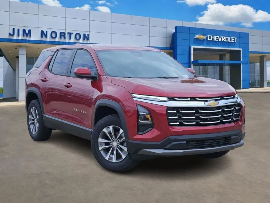 2026 Chevrolet Equinox LT photo 1