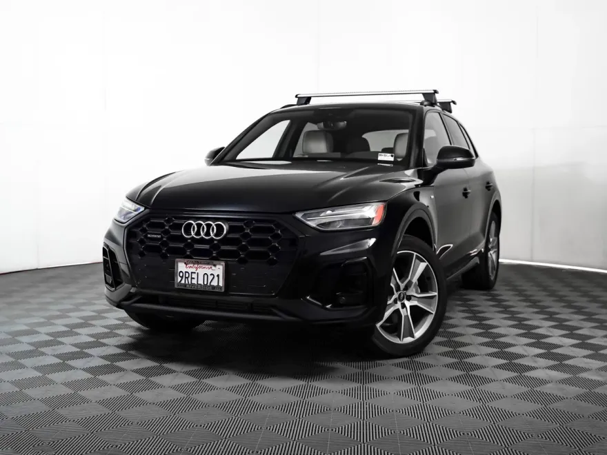 2025 Audi Q5 S line Premium photo 1