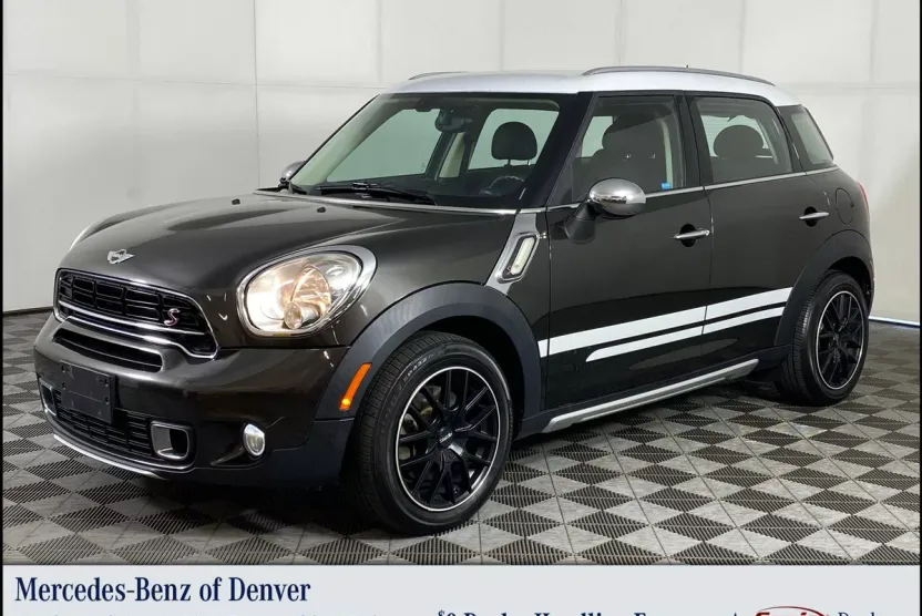 2015 Mini Countryman S ALL4 photo 1