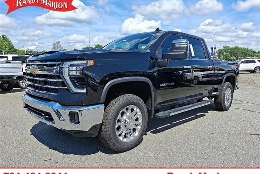 2025 Chevrolet Silverado 2500HD LTZ photo 1