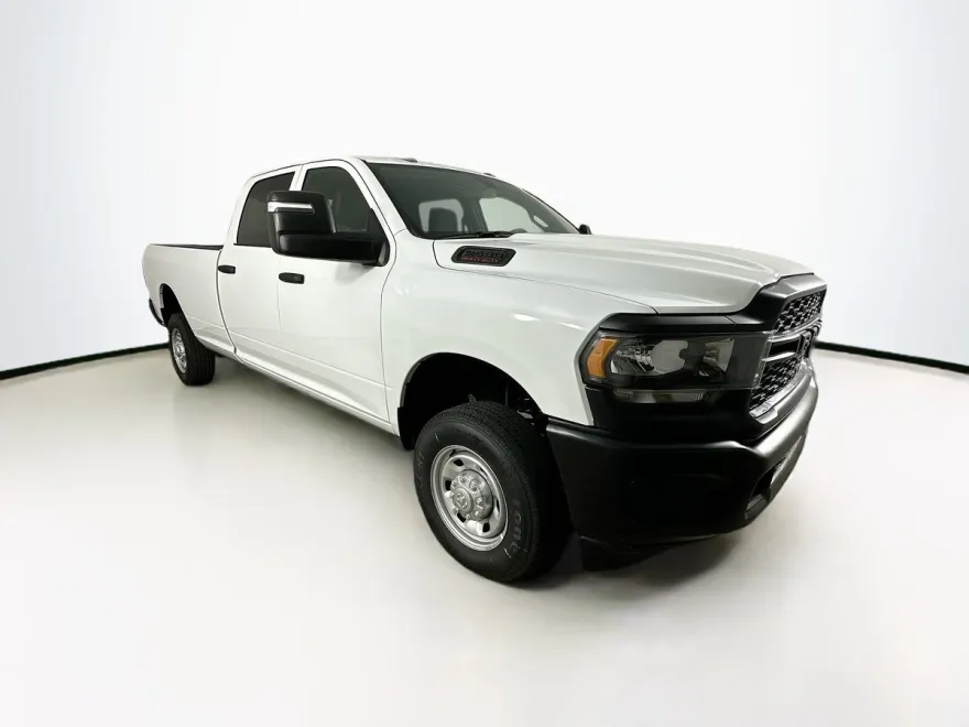2024 Ram 2500 Tradesman photo 1