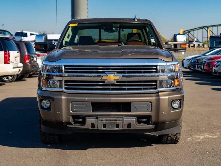 2015 Chevrolet Silverado 2500HD High Country photo 1