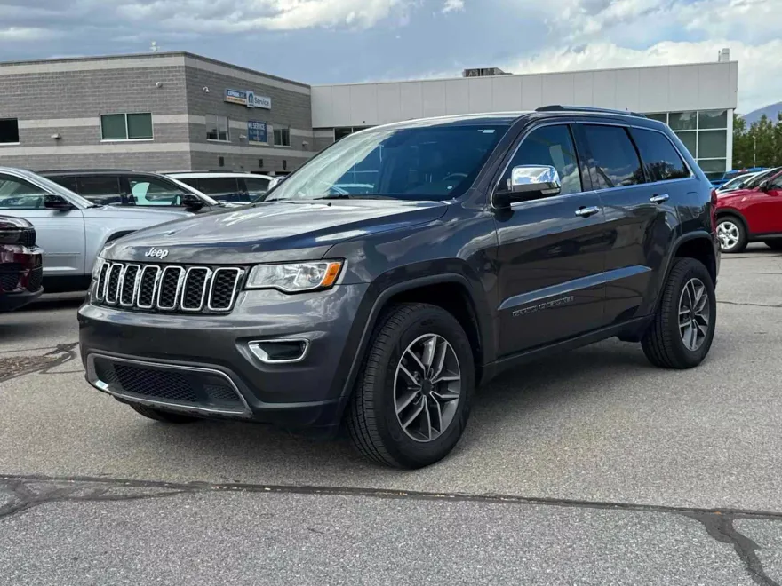 2017 Jeep Grand Cherokee Limited photo 1