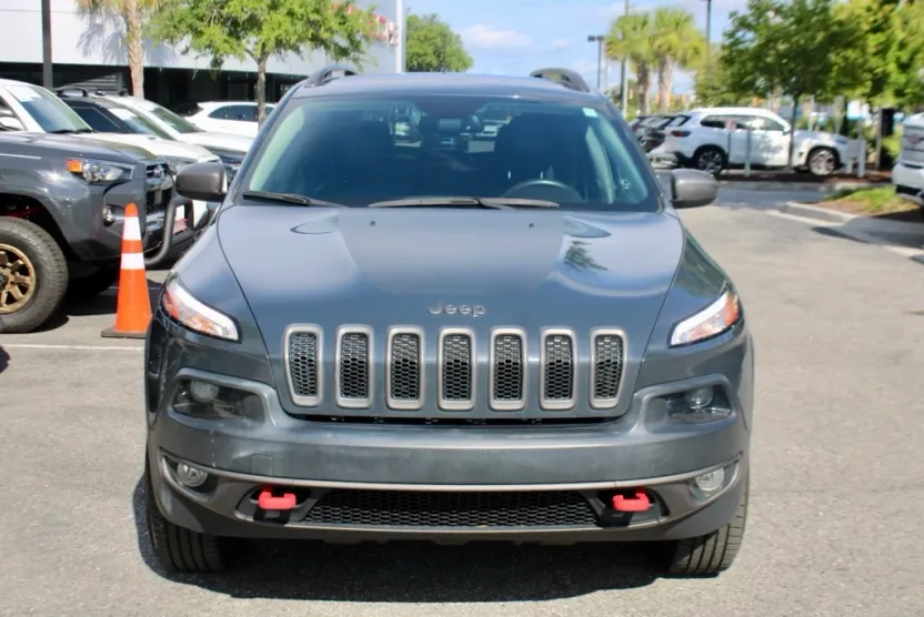 2016 Jeep Cherokee Trailhawk photo 1