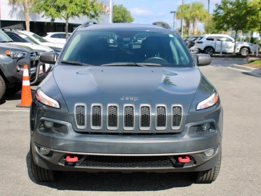 2016 Jeep Cherokee Trailhawk photo 1