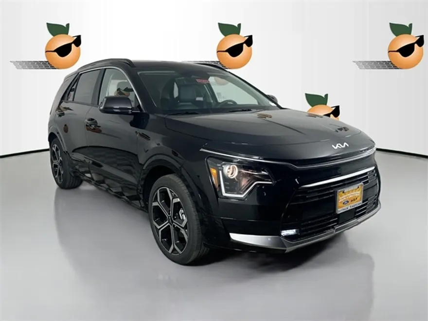 2025 Kia Niro EX Touring photo 1
