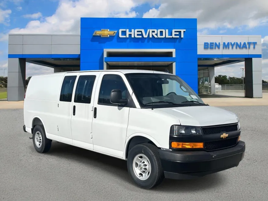 2025 Chevrolet Express Cargo 2500 photo 1
