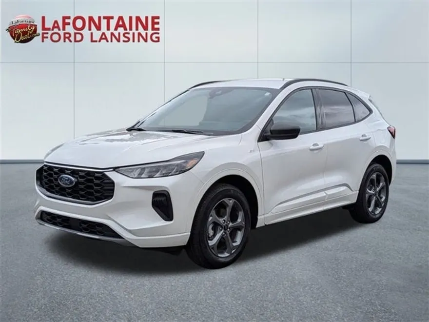 2024 Ford Escape ST-Line photo 1