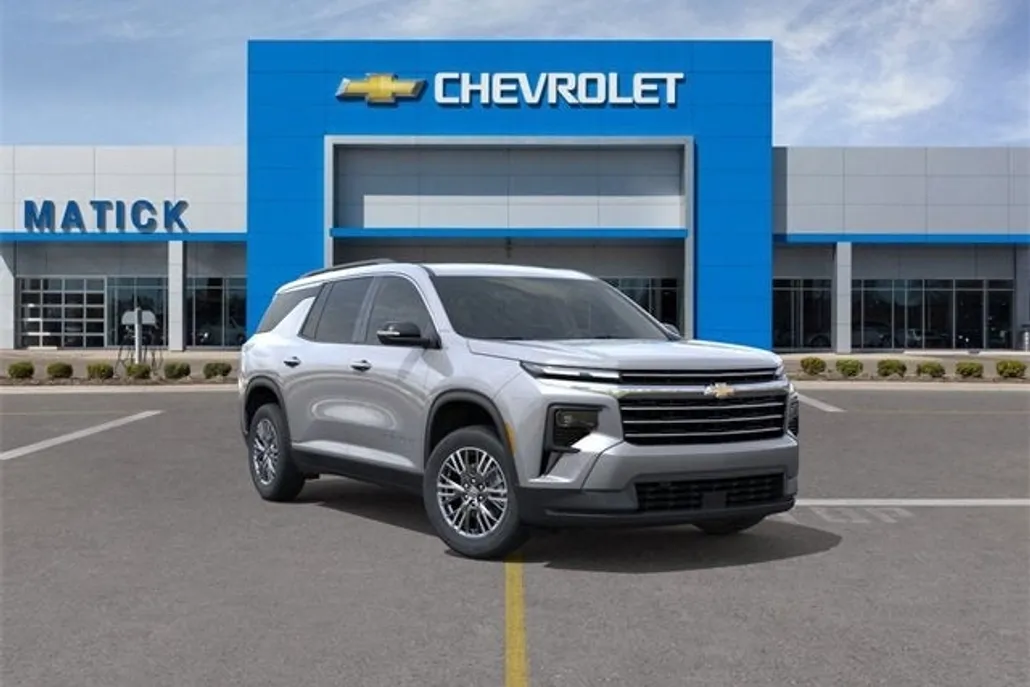 2026 Chevrolet Traverse photo 1