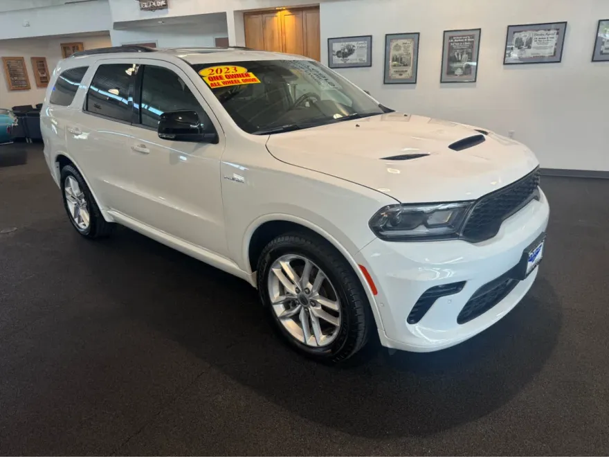 2023 Dodge Durango R/T Plus photo 1