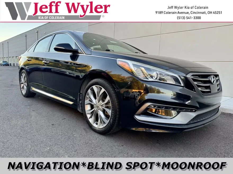 2017 Hyundai Sonata Limited 2.0T photo 1
