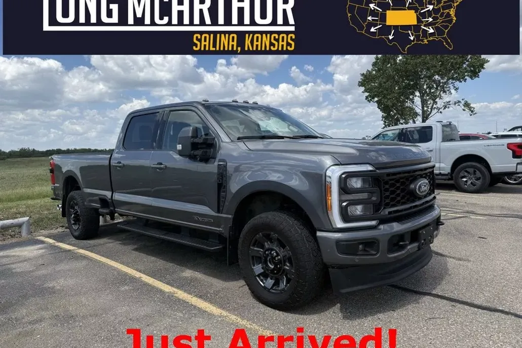 2023 Ford F-250 Lariat photo 1