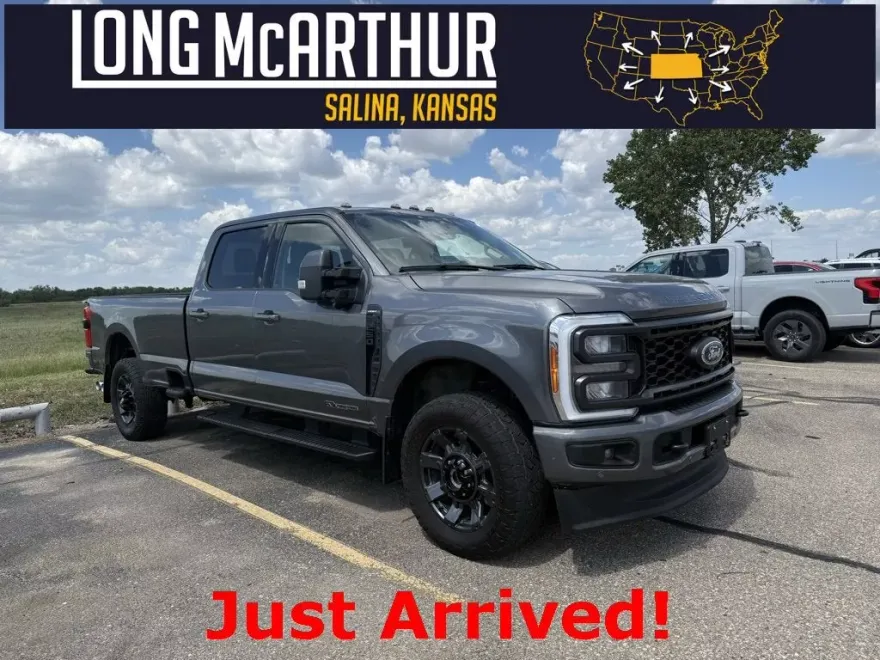 2023 Ford F-250 Lariat photo 1