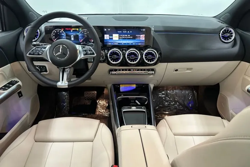 2025 Mercedes Benz GLA 250 photo 1