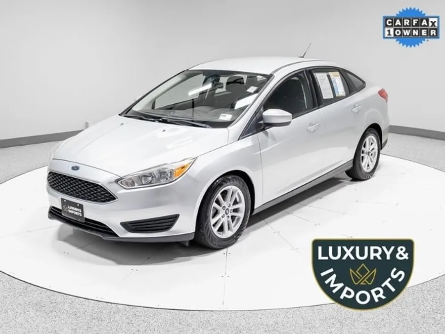 2018 Ford Focus SE photo 1