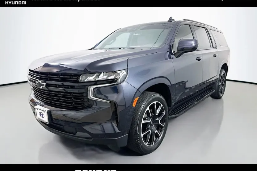 2023 Chevrolet Suburban RST photo 1