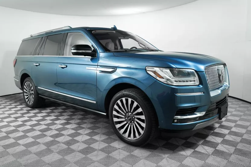 2018 Lincoln Navigator L Reserve photo 1